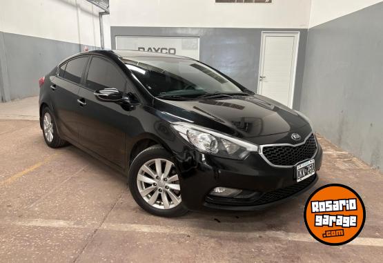 Autos - Kia Cerato Ex 1.6 2015 Nafta 150000Km - En Venta
