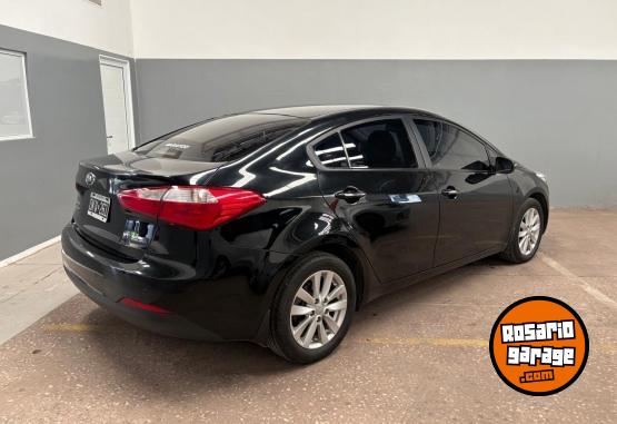 Autos - Kia Cerato Ex 1.6 2015 Nafta 150000Km - En Venta