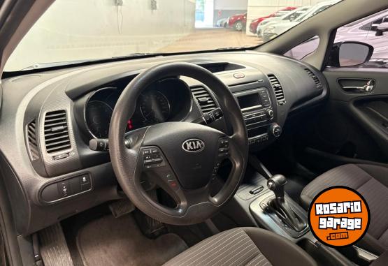 Autos - Kia Cerato Ex 1.6 2015 Nafta 150000Km - En Venta