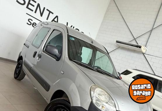 Utilitarios - Renault KANGOO CONFORT 1.6 2015 GNC 167000Km - En Venta