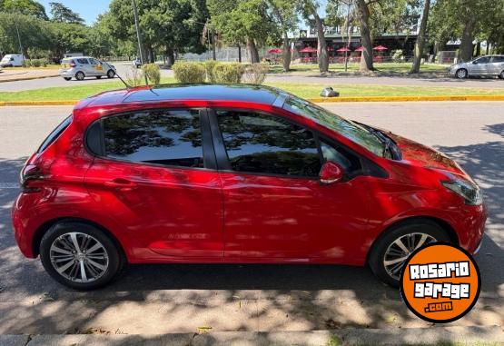 Autos - Peugeot 208 2020 Nafta 36600Km - En Venta