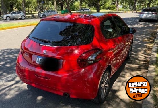 Autos - Peugeot 208 2020 Nafta 36600Km - En Venta