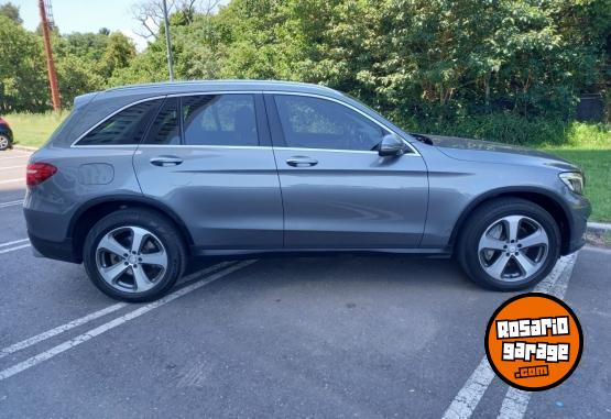 Camionetas - Mercedes Benz GLC 300 2017 Nafta 100000Km - En Venta