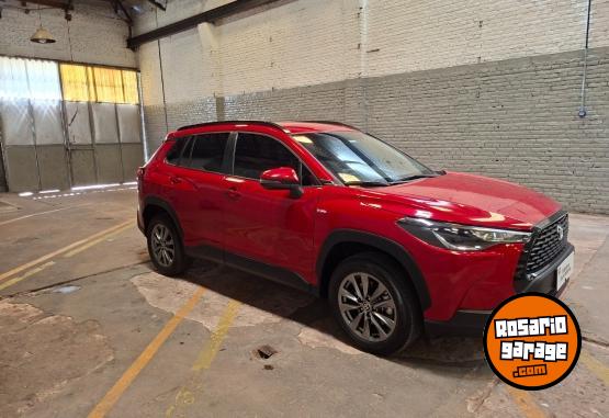 Camionetas - Toyota Corolla Cross 2.0 CVT 2024 Nafta 12000Km - En Venta