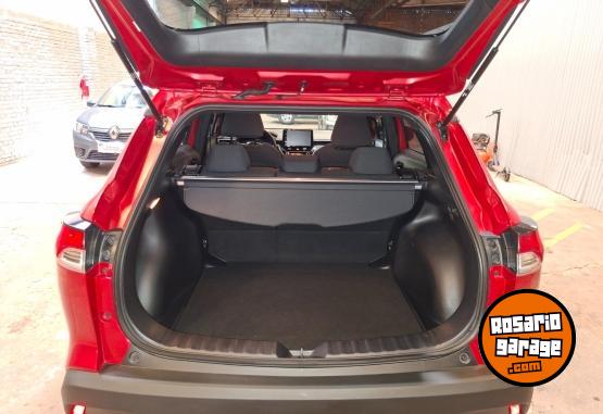 Camionetas - Toyota Corolla Cross 2.0 CVT 2024 Nafta 12000Km - En Venta