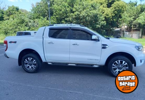 Camionetas - Ford RANGER LIMITED 4X4 2022 Diesel 85000Km - En Venta