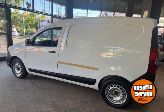 Utilitarios - Renault Kangoo 2019 Diesel 175000Km - En Venta