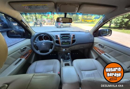 Camionetas - Toyota SW4 3.0 TDI 2009 Diesel 240000Km - En Venta