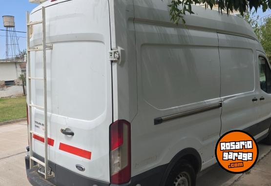 Utilitarios - Ford Transit furgon 2016 Diesel 309000Km - En Venta