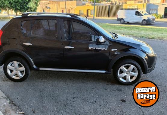Autos - Renault SANDERO STEPWAY 1.6 2009 Nafta 120000Km - En Venta