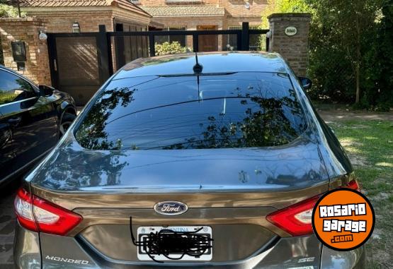 Autos - Ford Mondeo 2015 Nafta 160000Km - En Venta