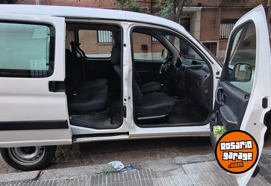 Utilitarios - Citroen Berlingo Furg�n Mixto 2019 Diesel 220000Km - En Venta
