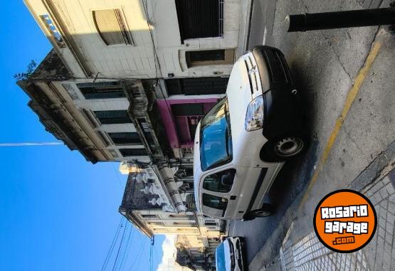 Utilitarios - Citroen Berlingo Furg�n Mixto 2019 Diesel 220000Km - En Venta