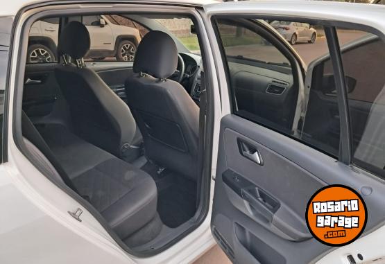 Autos - Volkswagen suran highline 2014 Nafta 104000Km - En Venta