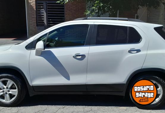 Camionetas - Chevrolet Tracker 2016 GNC 135000Km - En Venta