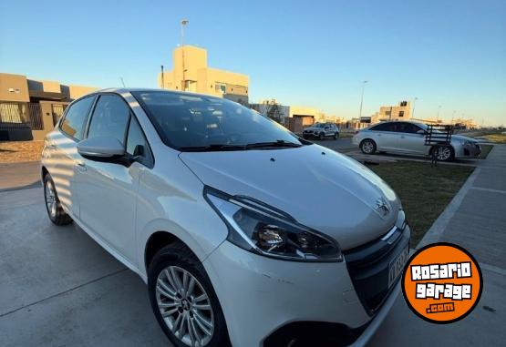 Autos - Peugeot 208 ALLURE 1.6 2019 Nafta 80000Km - En Venta