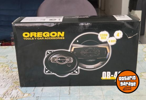 Electr�nica - Juego de Parlantes auto 4" - En Venta