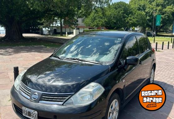 Autos - Nissan Tiida 1.8 6Mt Visia 2010 Nafta 198000Km - En Venta