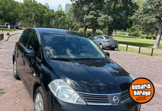 Autos - Nissan Tiida 1.8 6Mt Visia 2010 Nafta 198000Km - En Venta