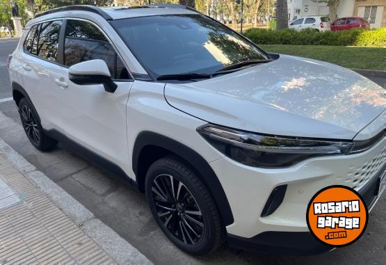 Camionetas - Toyota corolla cross seg nafta 2024 Nafta 2Km - En Venta