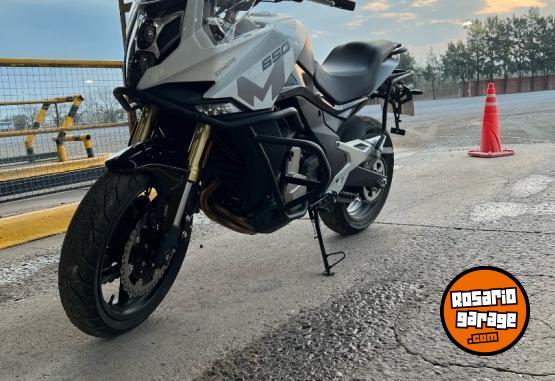 Motos - CF 650 mt 2023 Nafta 4000Km - En Venta