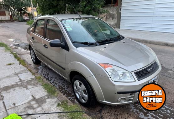 Autos - Ford Fiesta Max ambiente plus 2009 Nafta 170000Km - En Venta