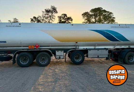 Camiones y Gr�as - TANQUE SEMIRREMOLQUE DINAMETAL 3 EJES - En Venta