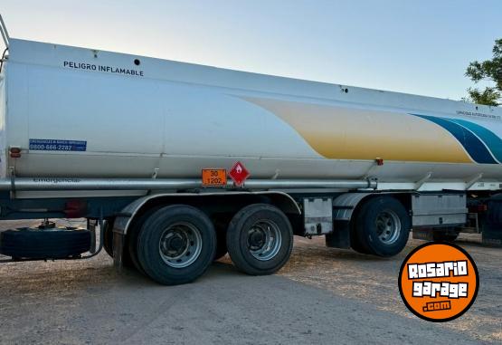 Camiones y Gr�as - TANQUE SEMIRREMOLQUE DINAMETAL 3 EJES - En Venta