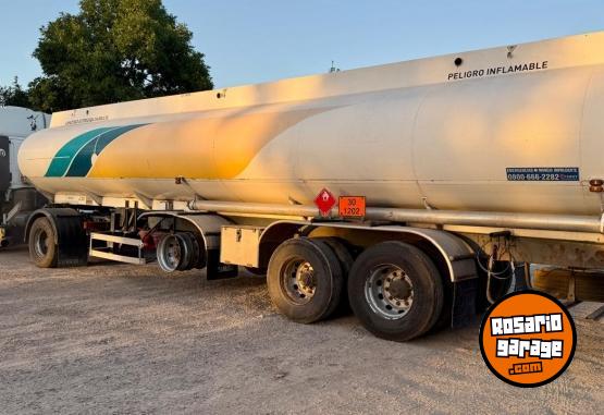 Camiones y Gr�as - TANQUE SEMIRREMOLQUE DINAMETAL 3 EJES - En Venta
