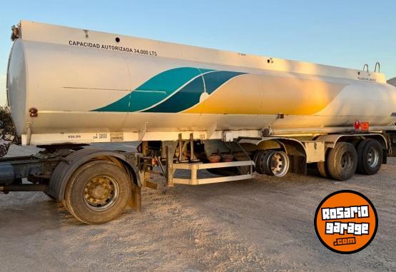 Camiones y Gr�as - TANQUE SEMIRREMOLQUE DINAMETAL 3 EJES - En Venta