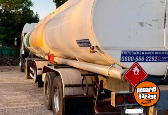 Camiones y Gr�as - TANQUE SEMIRREMOLQUE DINAMETAL 3 EJES - En Venta