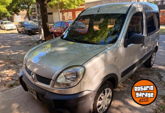 Utilitarios - Renault Kangoo 2011 Diesel 140000Km - En Venta
