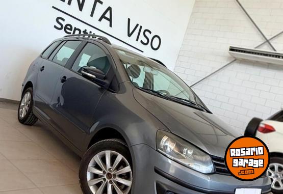 Autos - Volkswagen SURAN TRENDLINE 1.6 2011 Nafta 240000Km - En Venta