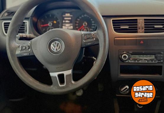 Autos - Volkswagen SURAN TRENDLINE 1.6 2011 Nafta 240000Km - En Venta