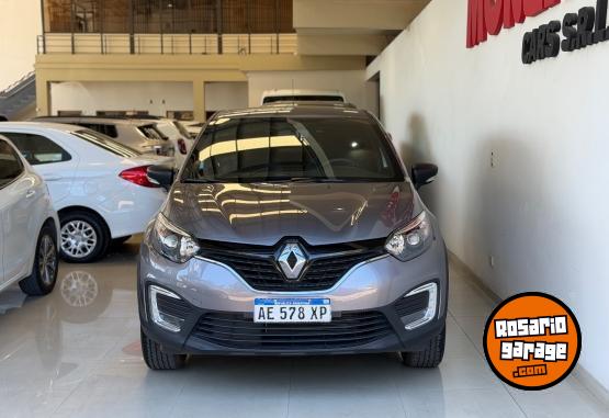 Autos - Renault Captur 2021 Nafta 17000Km - En Venta