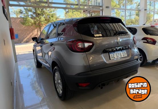 Autos - Renault Captur 2021 Nafta 17000Km - En Venta