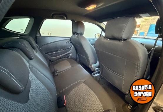 Autos - Renault Captur 2021 Nafta 17000Km - En Venta