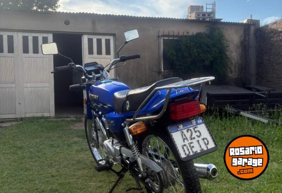 Motos - Suzuki AX 100 2022 Nafta 2500Km - En Venta