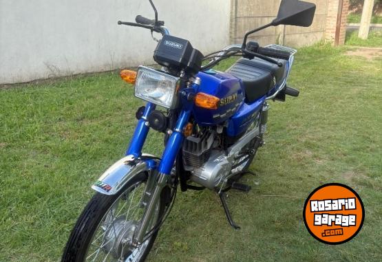 Motos - Suzuki AX 100 2022 Nafta 2500Km - En Venta