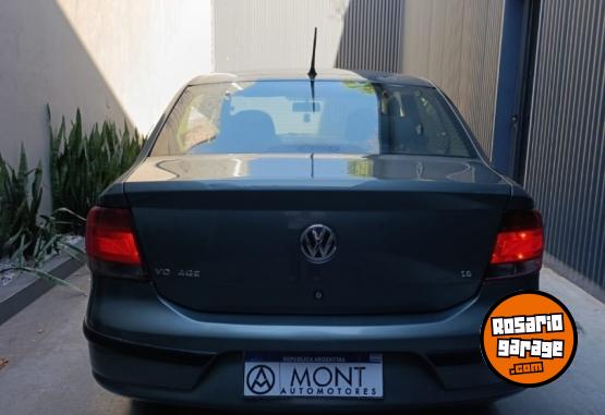 Autos - Volkswagen voyage conforline 2010 GNC 148000Km - En Venta