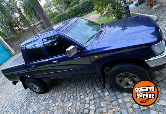 Camionetas - Toyota Hilux 2002 Diesel 420000Km - En Venta