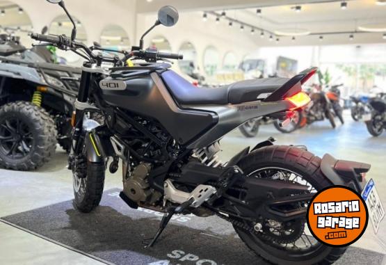 Motos - Husqvarna Svartpilen 401 2021 Nafta 7110Km - En Venta