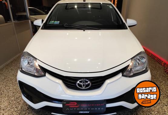 Autos - Toyota ETIOS XS 2018 Nafta 151000Km - En Venta