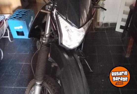 Motos - Zanella ZR 250 2023 Nafta 45000Km - En Venta