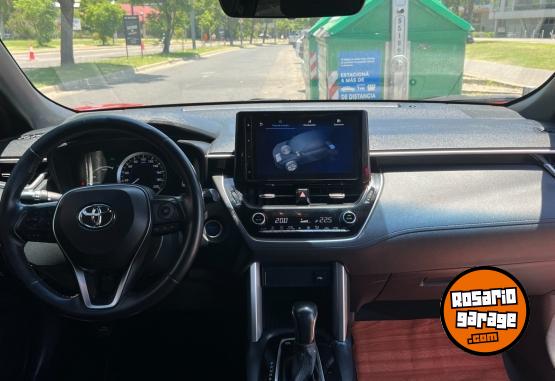 Autos - Toyota Corolla Cross Hibrido 1.8 2023 Electrico / Hibrido 102000Km - En Venta