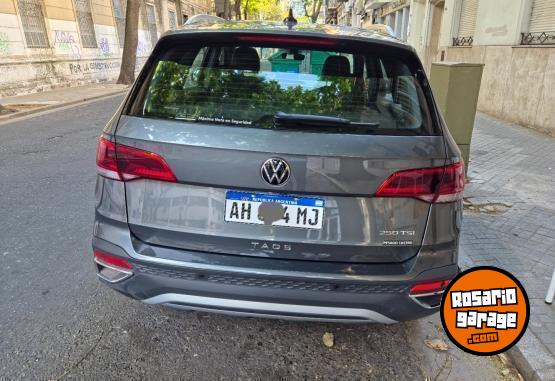 Autos - Volkswagen Taos Highline 2025 Nafta 2000Km - En Venta
