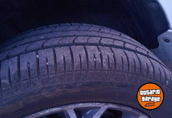 Autos - Toyota Etios 2018 Nafta 170000Km - En Venta