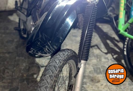 Motos - Honda TORNADO 2015 Nafta 30000Km - En Venta