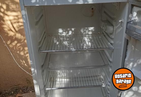Hogar - Heladera funcionando - En Venta