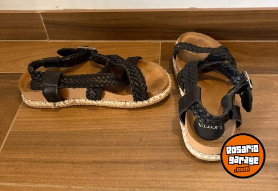 Indumentaria - Sandalias super c�modas talle 38 - En Venta